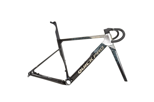 Quick Pro GR:ONE Carbon Road Bike Frameset | UCI Approved | Custom Paint