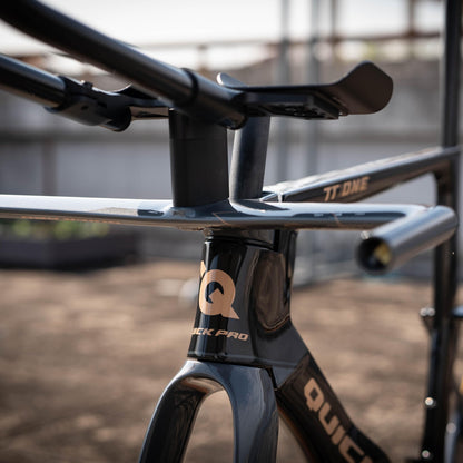 Quick Pro TT:ONE carbon base bar