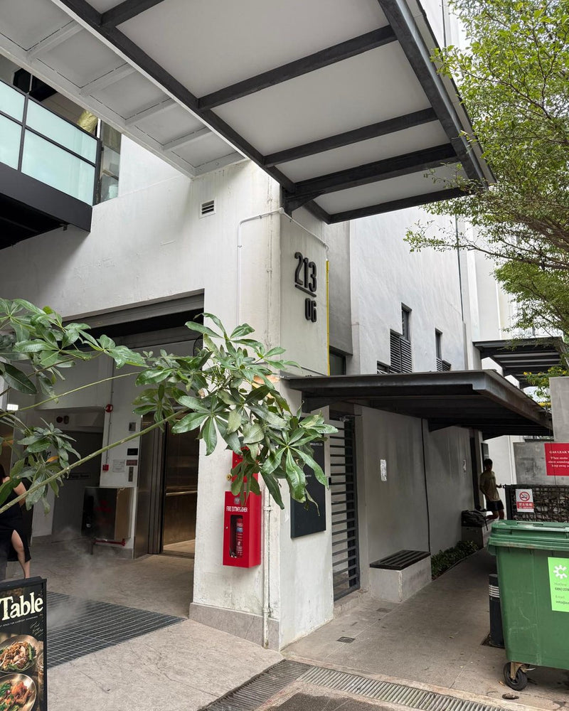 Block 213 core 06 entrance and lift lobby